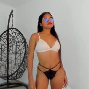 sleekcams.com lady_yass livesex profile in teen cams