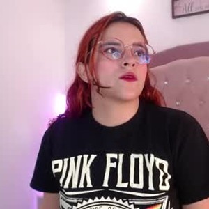 chaturbate laiia_clower webcam profile pic via cheapadultsexcams.com