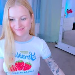 livesexr.com laly_peach livesex profile in blonde cams