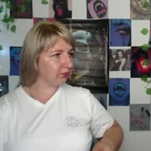 chaturbate lana_sweet00 webcam profile pic via myliveeroticcams.com