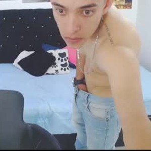 latino_jeanphier Live Cam