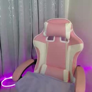 chaturbate lavs_4_uxx webcam profile pic via watchgirlcam.com