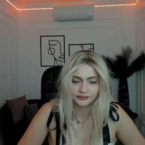 newporncams.com lesliemineg livesex profile in blond cams