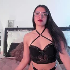 chaturbate liadiiaz webcam profile pic via pornsexycams.com