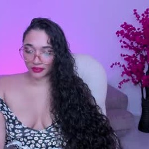 xxx-topcamgirls.com liia_cox livesex profile in curvy cams