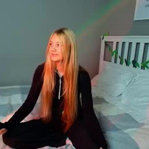 mega-camsex.com lil_tasty33 livesex profile in skinny-blonde cams