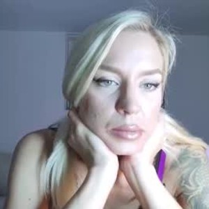 chaturbate lillaluvv webcam profile pic via privat-livecam.com