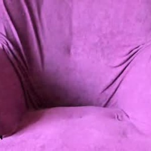 girlsupnorth.com lillichardon livesex profile in slim cams