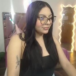 bestlivesexchat.com lillit_tay livesex profile in asian cams