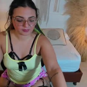 chaturbate lilly_ass webcam profile pic via glamcambabes.com