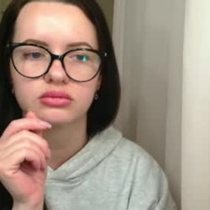 chaturbate lily_spicy_ webcam profile pic via glamcambabes.com