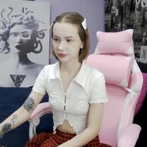 chaturbate lilyblossom18 Live Webcam Featured On girlsupnorth.com