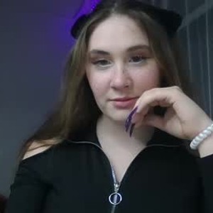 chaturbate lilyshade webcam profile pic via glamcambabes.com