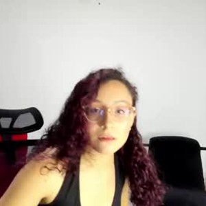 chaturbate lina_latingirl webcam profile pic via cam-performer.com