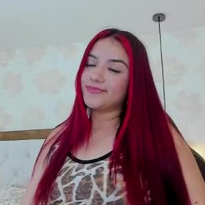 livesex.fan linzi_lennox livesex profile in curvy cams