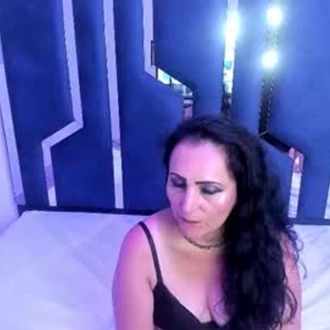 chaturbate lisaanny_ webcam profile pic via cam-performer.com