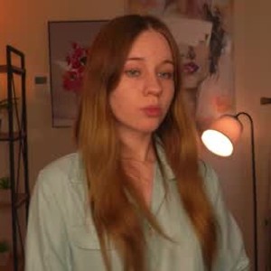 chaturbate little_cute_44 webcam profile pic via 247camsex.com