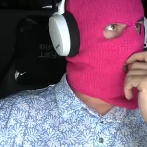 Cam boy lockedupliam
