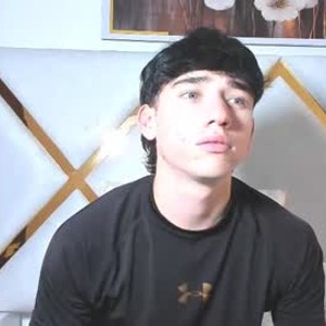 Cam boy logan_whitee_