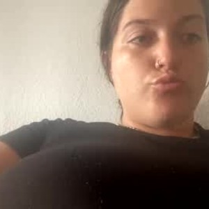 lolamissgirl webcam livesex profile on sleekcams.com