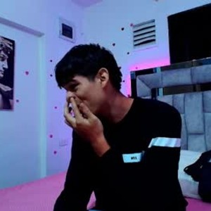 Cam boy lord_bridgerton_oficial