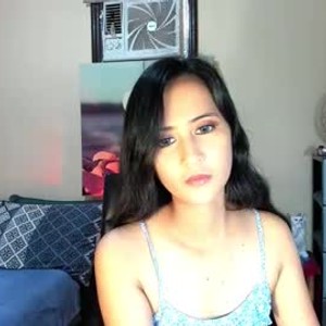 girlsupnorth.com lori_luxe livesex profile in petite cams