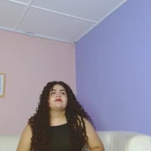 free6cams.com lourdes_moon22 livesex profile in curvy-latina cams