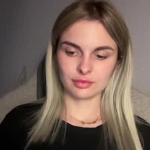 chaturbate love_nika_love webcam profile pic via watchgirlcam.com