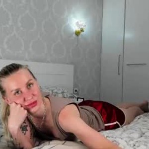 rudecam.live love_sofi_love livesex profile in blonde cams