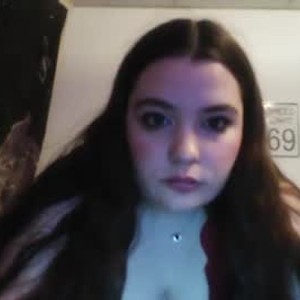 livesexr.com lovebunny2121 livesex profile in curvy cams