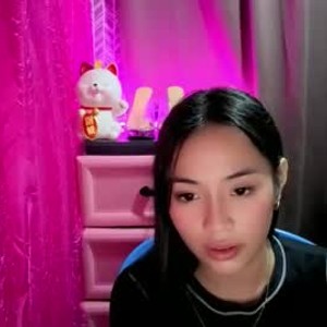 chaturbate lovely_leah23 webcam profile pic via sexlivecamsites.com