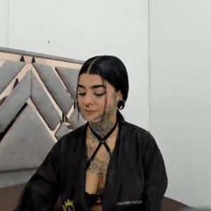 sexcityguide.com loverscamila livesex profile in shy cams