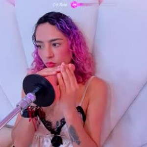 chaturbate lu_joness Live Webcam Featured On watchgirlcam.com