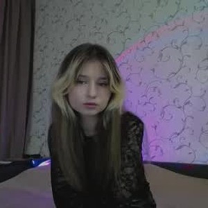 chaturbate lua__19 webcam profile pic via sexchat-joy.com