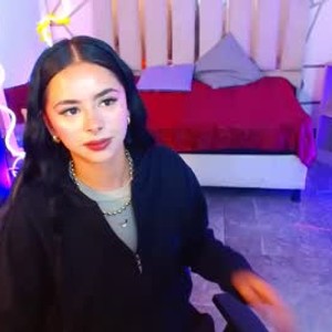 chaturbate lua_tay webcam profile pic via sexcam-girls.com