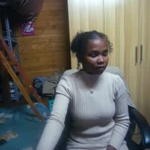 chaturbate lucia1706 webcam profile pic via cam-performer.com