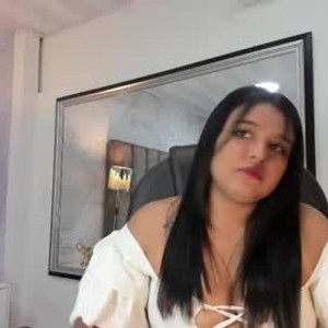 chaturbate luciacollins_ webcam profile pic via chatnmate.com