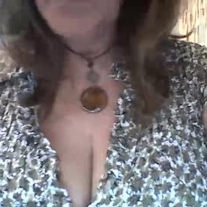 chaturbate lucy_0000 webcam profile pic via myliveeroticcams.com