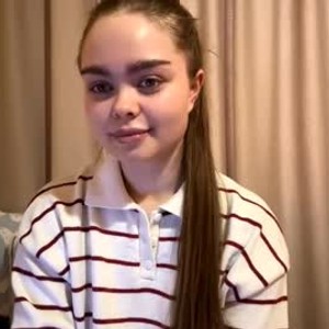 chaturbate lucy_sonyaaa webcam profile pic via cam-performer.com