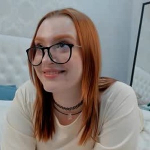 chaturbate lucyirving webcam profile pic via glamcambabes.com