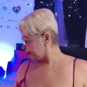 livesex.fan lucymilf_ livesex profile in lush cams