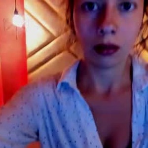 livesexr.com lucymollins livesex profile in curvy cams