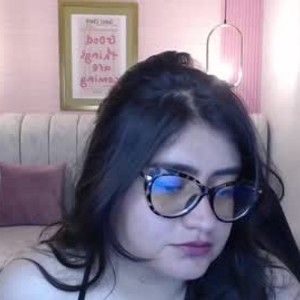 bestlivesexchat.com ludovika_sub livesex profile in curvy cams