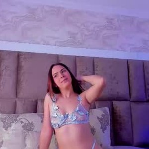 myliveeroticcams.com luna_mg_ livesex profile in latina cams