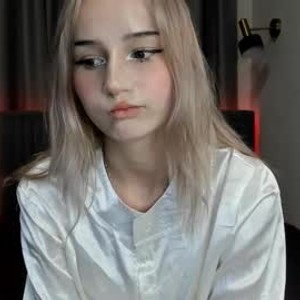 chaturbate luna_r1se_ webcam profile pic via watchgirlcam.com