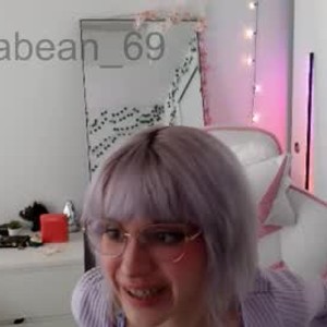 chaturbate lunabean_69 webcam profile pic via livesex.fan