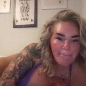 chaturbate lunadaddysgirl webcam profile pic via sexcams-joy.com