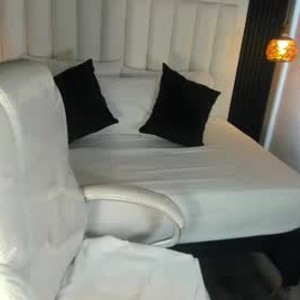 chaturbate lunaowens_ webcam profile pic via amateursex-livecam.com