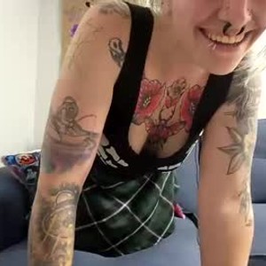 chaturbate lunaraccoona webcam profile pic via myliveeroticcams.com