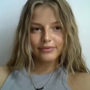 livesexbbwcams.com lunav7 livesex profile in implants cams